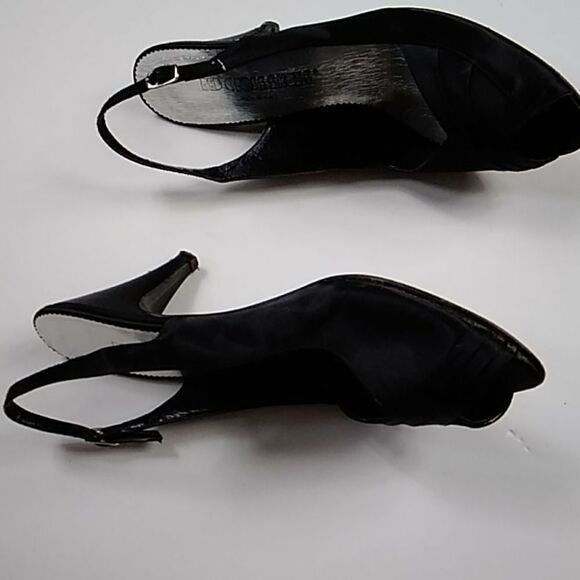 VTG, RED CROSSSKOES MADE IN  ITALY WOMEN'S SHOES SIZE 7 - Picture 7 of 11